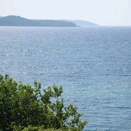 Seafront Apartmán *