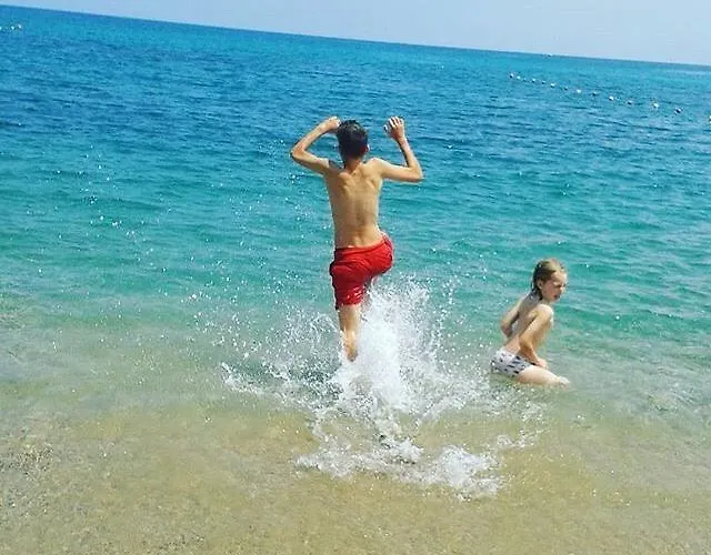 Seafront Apartmán *